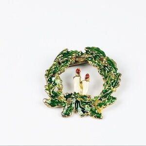 vintage Christmas candle wreath pin brooch